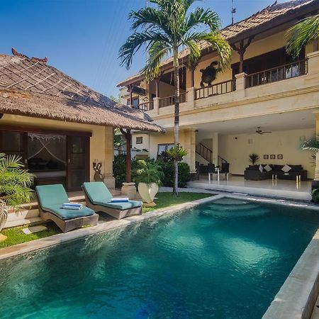Villa Krisna Seminyak Eksteriør billede