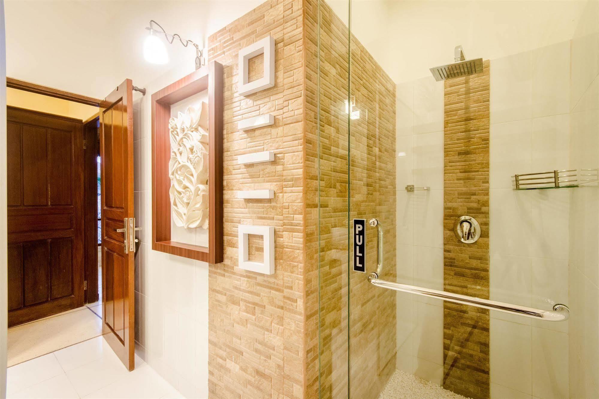 Villa Krisna Seminyak Eksteriør billede