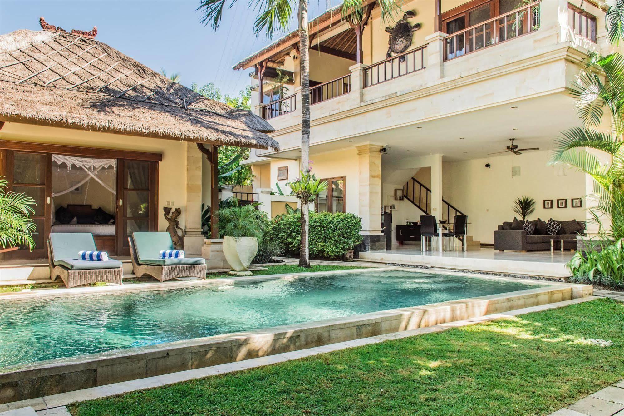 Villa Krisna Seminyak Eksteriør billede